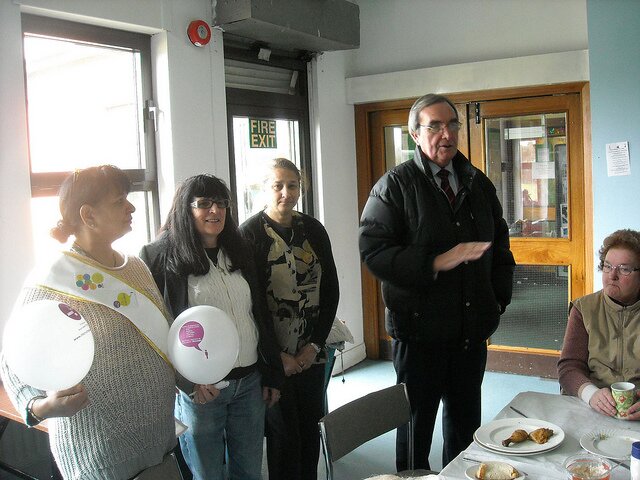 Roger supports TB Awareness week run by volunteers at the Tyseley Community Centre.